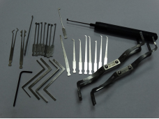 Multikit of picks for English type locks