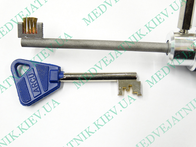 lockpicking.tools
