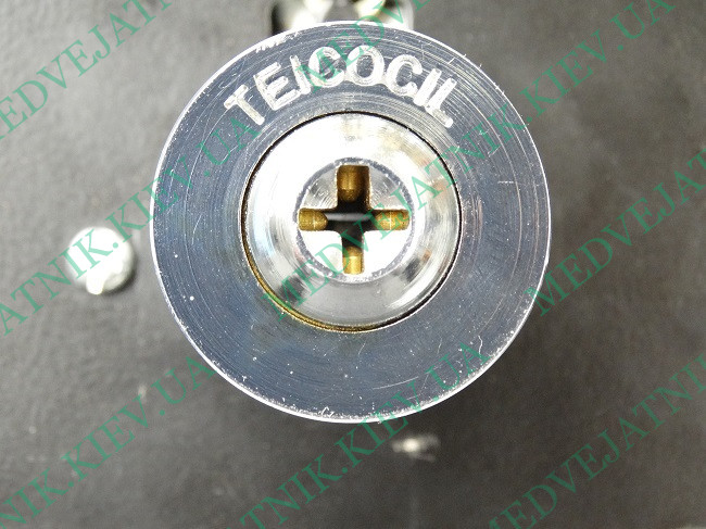 Lockpiking TEICOCIL cross lock 
