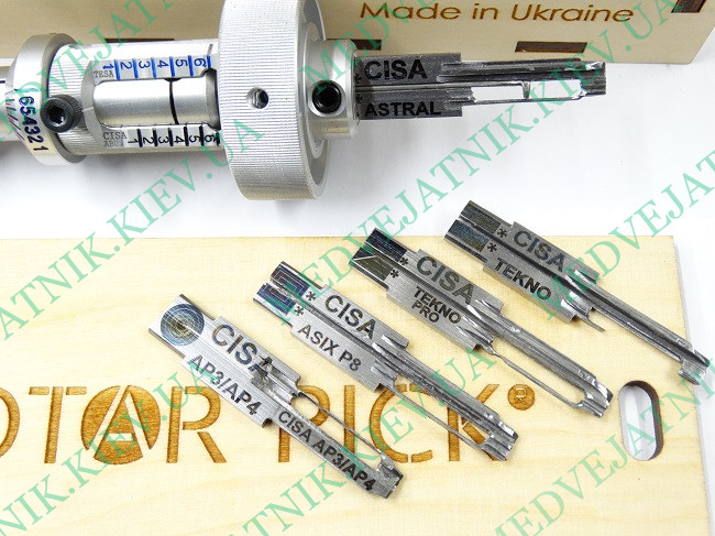 Locksmith decoder for locks