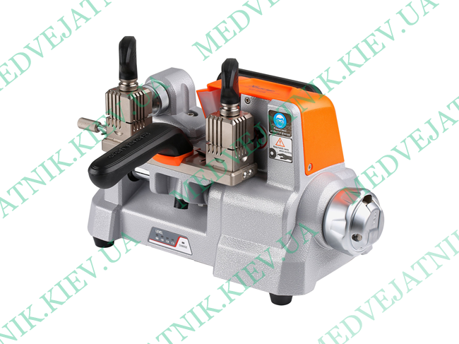 Condor XC-009 XC0900 Key cutting machine