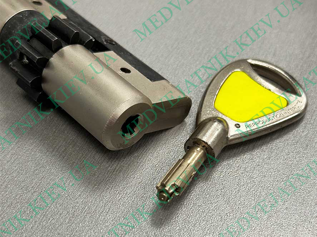 lockpicking.tools