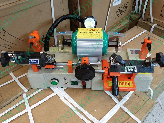 Key cutting Machine for making all types of keys 