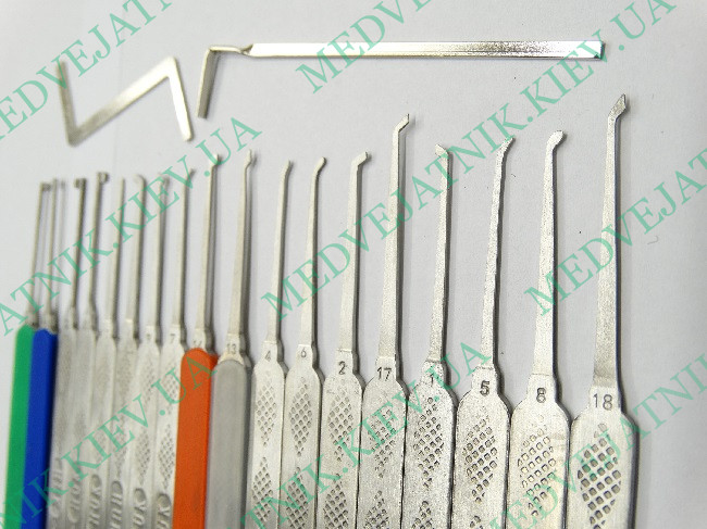 Locksmith tools