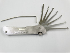 Folding locksmiths keychain pick