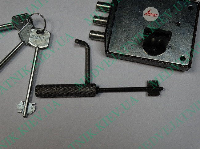 Locksmith tools