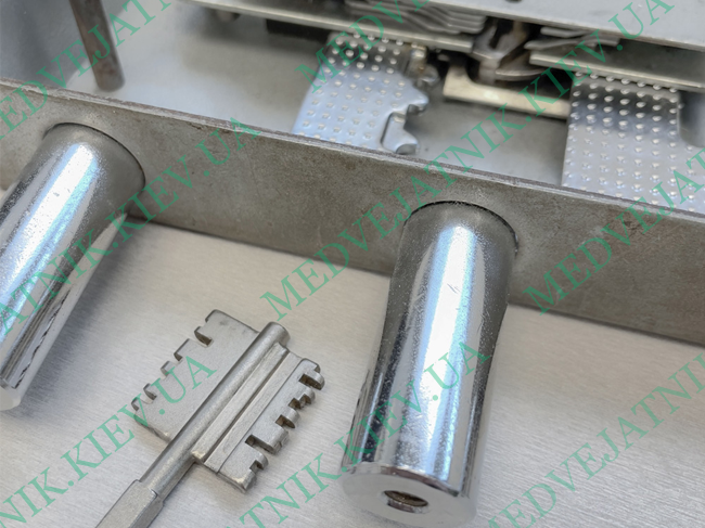 Ezcurra and Fiam 39/40 Luckydecoder (Italy) Locksmiths tools 2