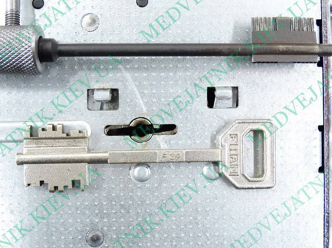 Set of FIAM F39 - Fiam F40 - ISEO- FIAM (Italy) Locksmiths tools 4