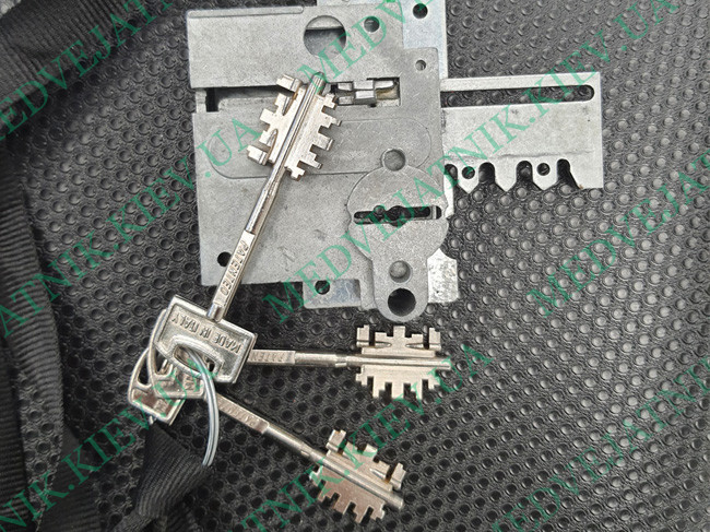 Securemme Securmap 6×6 Luckydecoder (Italy) Locksmiths tools 1