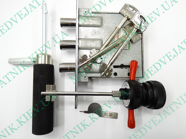Lockpicking